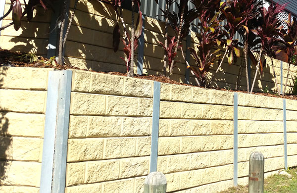 limestone-retaining-wall